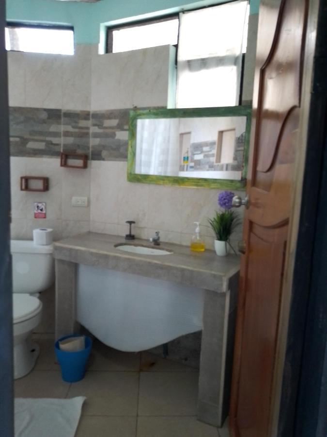 Cozy Hosting Galapagos Apartment Puerto Ayora  Exterior photo